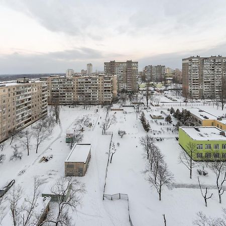 Уютная Квартира Для Семьи На Оболони Kiew Exterior foto