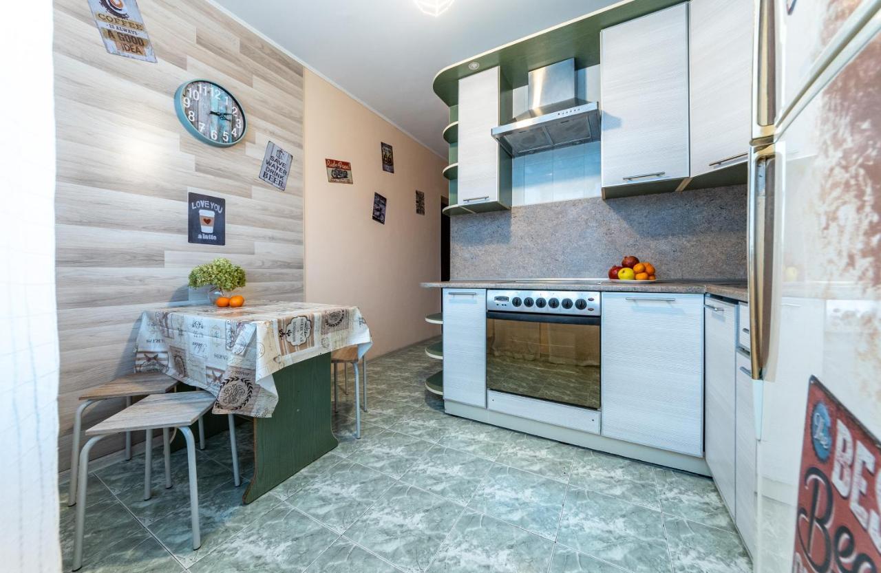 Уютная Квартира Для Семьи На Оболони Kiew Exterior foto
