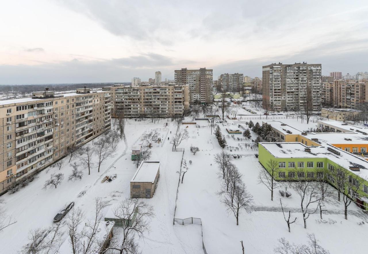 Уютная Квартира Для Семьи На Оболони Kiew Exterior foto