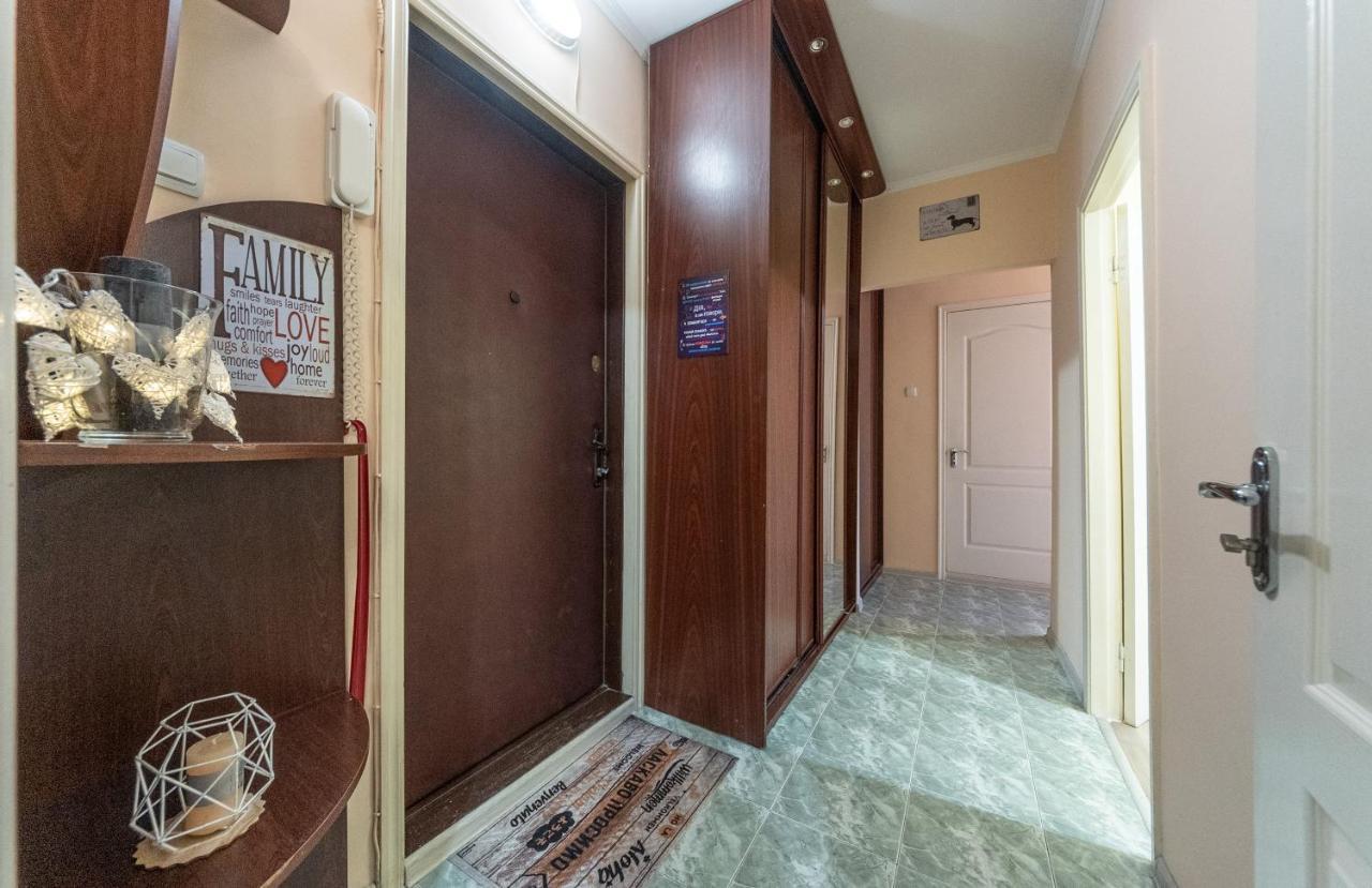 Уютная Квартира Для Семьи На Оболони Kiew Exterior foto